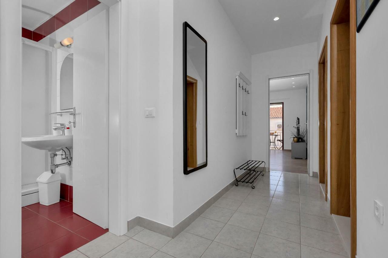 Blue Dream Apartment Makarska Eksteriør billede